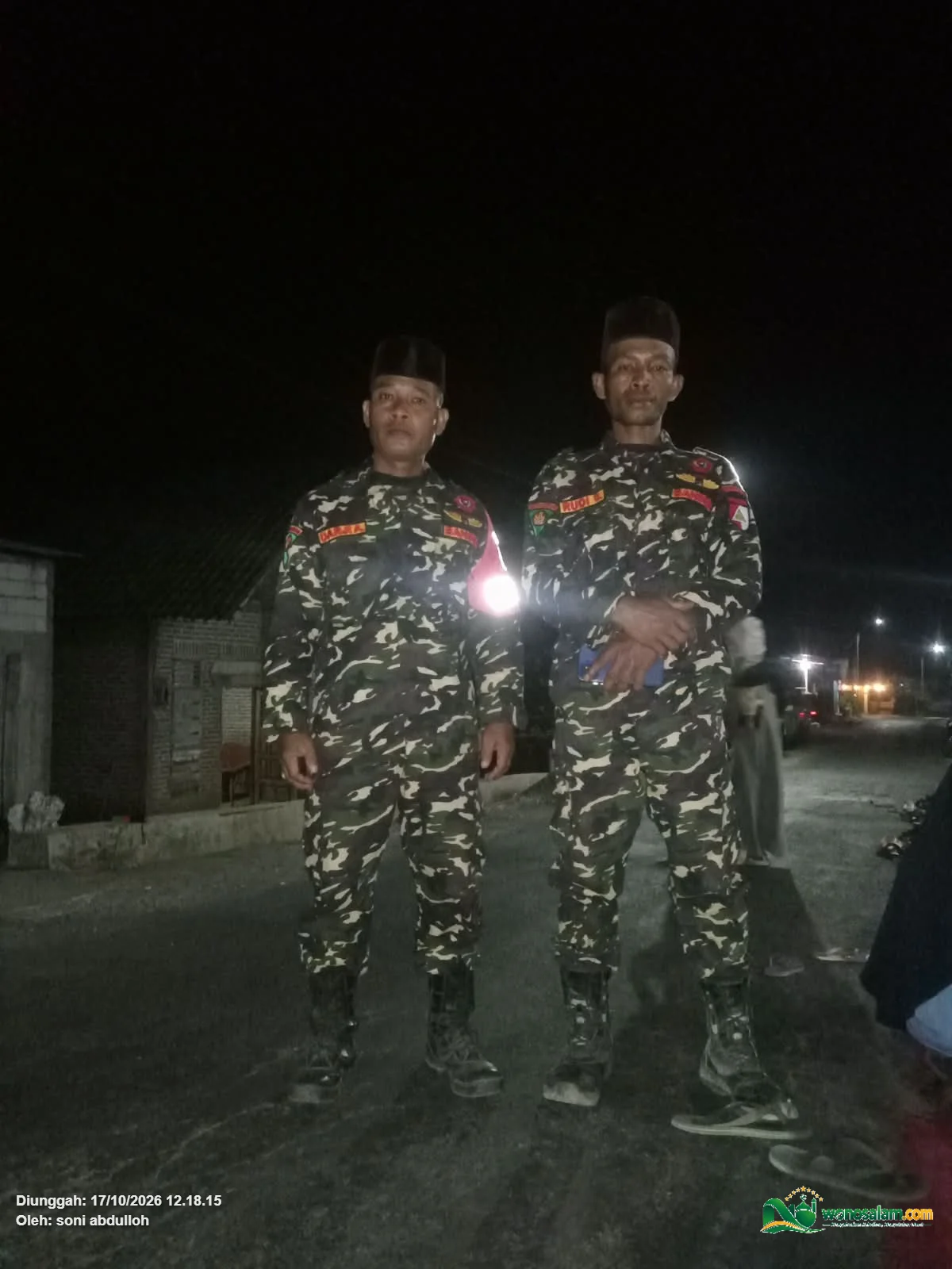 Jaga Kekhusyukan Istighosah Rutin, Personel Banser Satkorkel Wonokerto Terjunkan Pengamanan Ketat di Masjid Darussalam Pulerejo